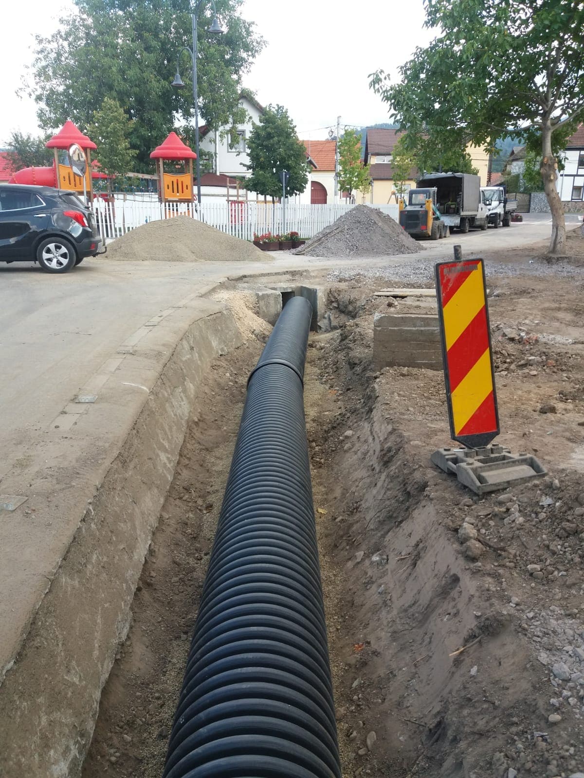 Cristian - amenajare si canalizare pluviala str.Morii — proiect amenajări drumuri și trotuare realizat de Alpebocom