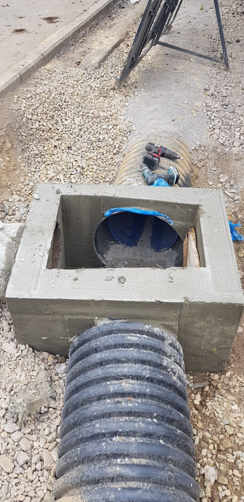 Amenajare-si-canalizare-pluviala-str-Morii-14